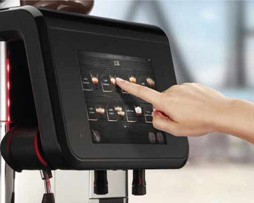 7 Zoll Touchscreen, bis zu 96 Getränketasten